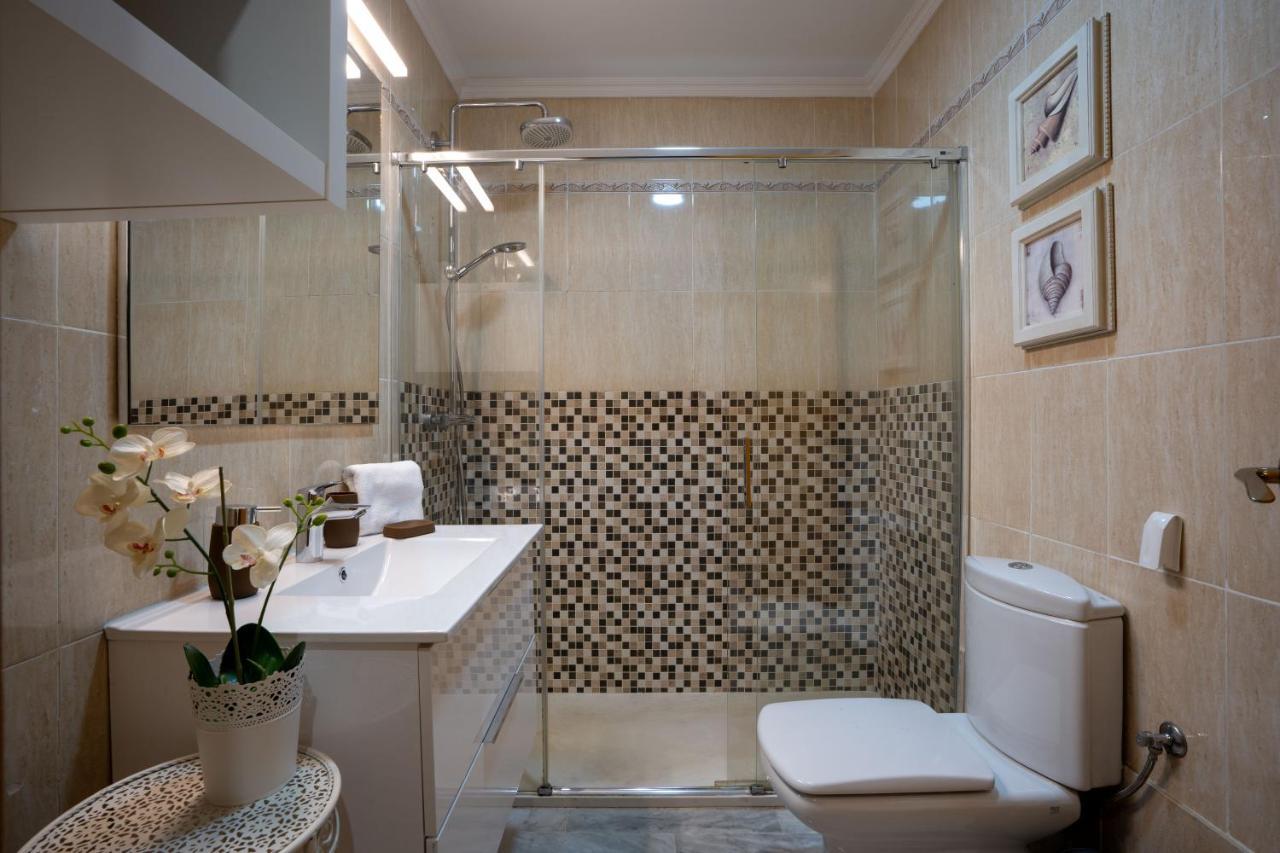 Reina Aixa- Apartamento Centro Granada Esterno foto