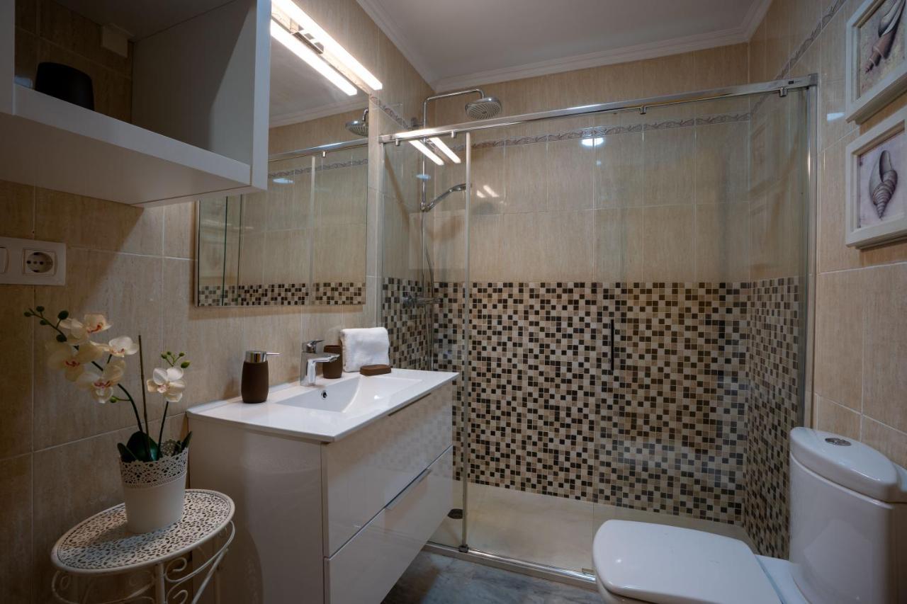 Reina Aixa- Apartamento Centro Granada Esterno foto